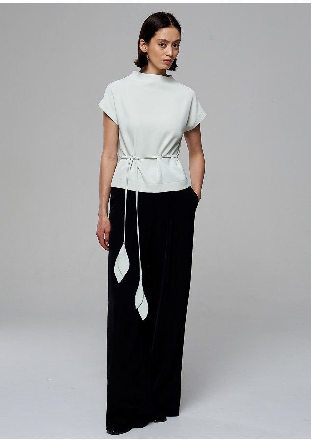 Блузка Поллет фисташковая из вискозы