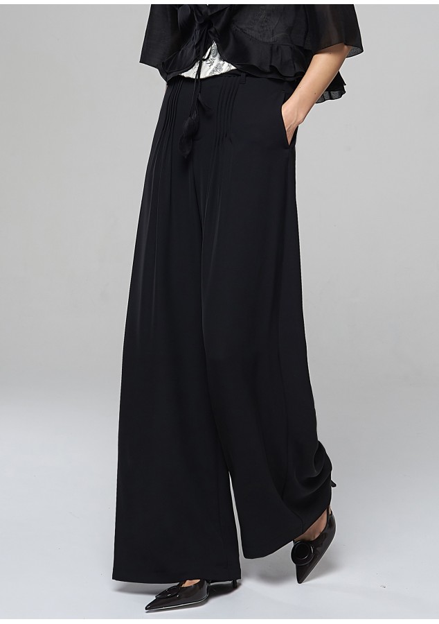 Брюки Валенсия черные из вискозы