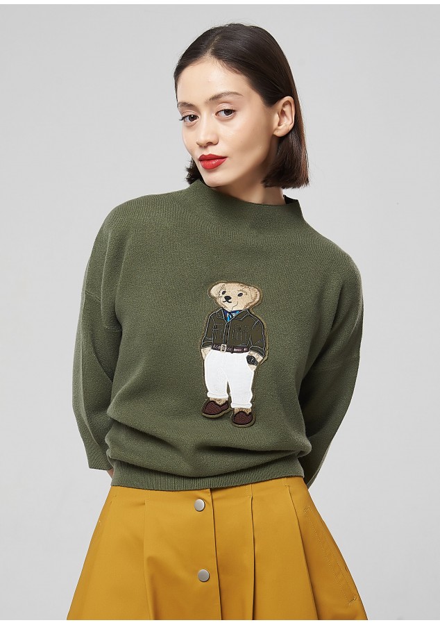 Джемпер цвета хаки