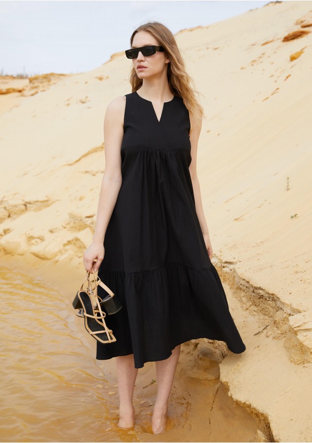 Платье Беатрис из рами (крапива) с крэш-эффектом чёрное