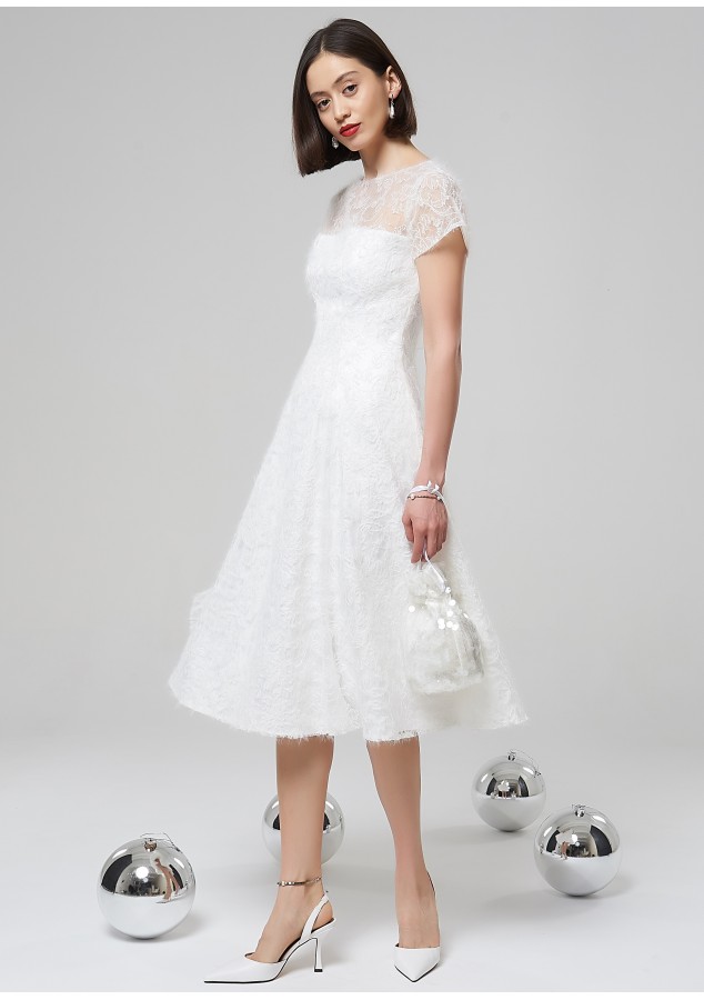 Платье Мирей с вышивкой и пайетками