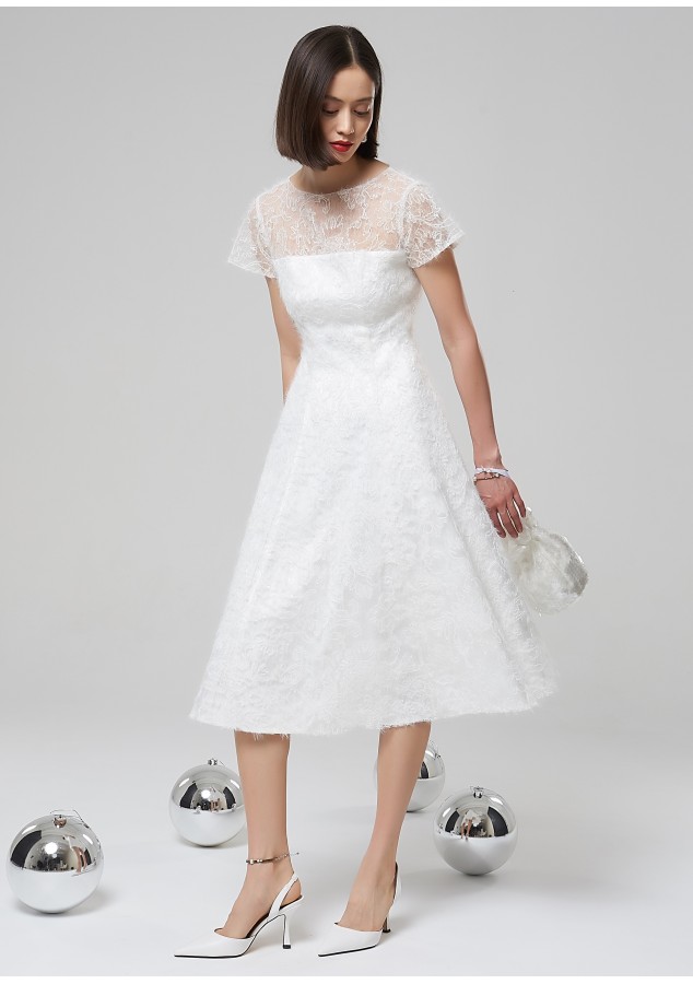 Платье Мирей с вышивкой и пайетками