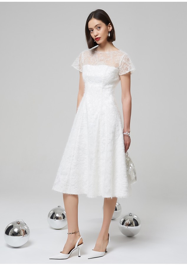 Платье Мирей с вышивкой и пайетками