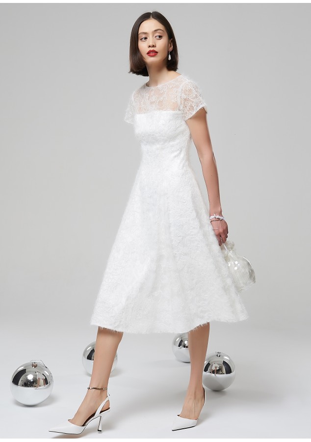 Платье Мирей с вышивкой и пайетками