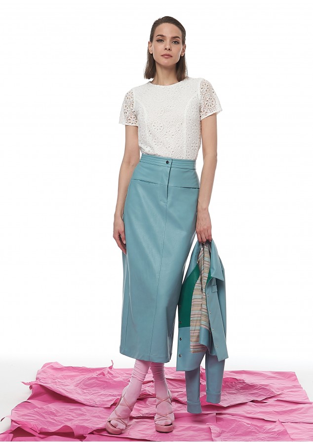 Юбка Хэлла из экокожи нежно-голубая