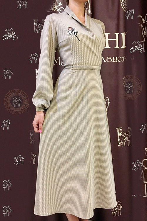 

Платье Стелла (с аппликацией I)